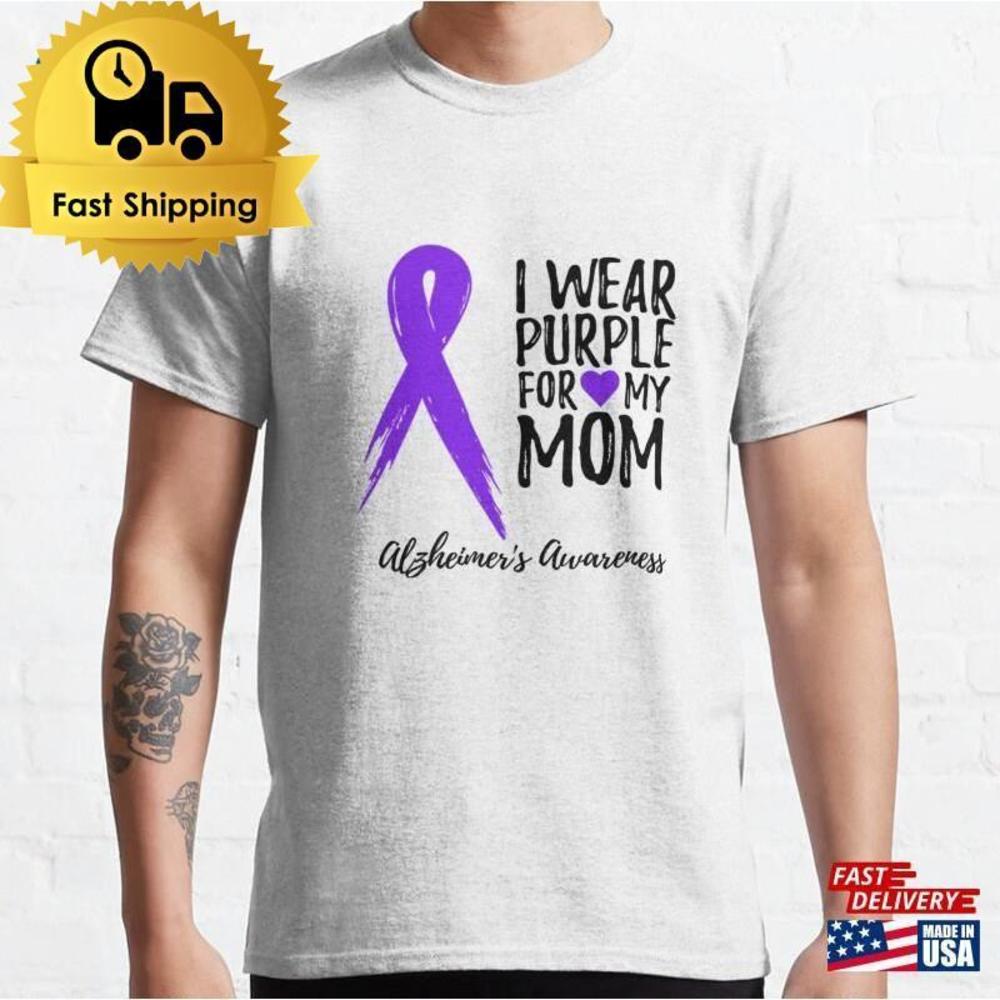 I Wear Purple For My Mom Classic T-Shirt
